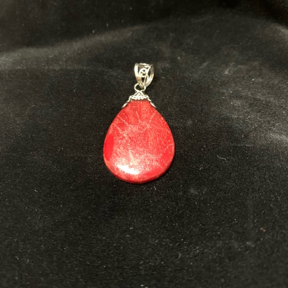 Sponge Coral Teardrop Pendant in Sterling Silver - Picture 8 of 9